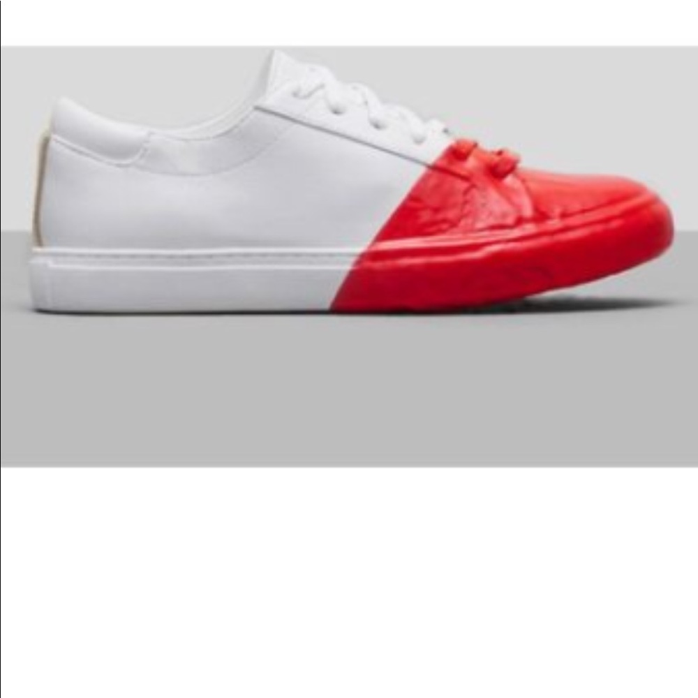 Kenneth Cole multicolor world aids day- special ed
